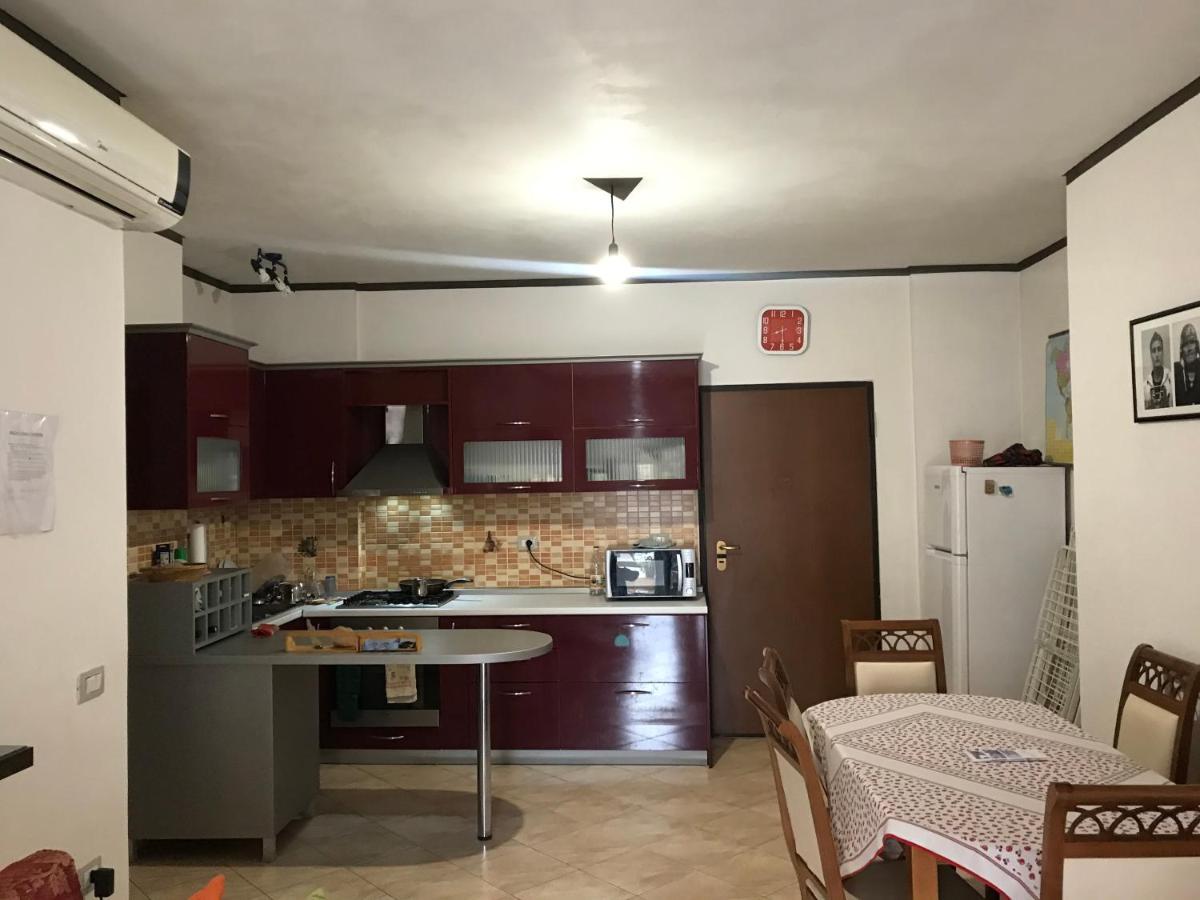 Home Sweet Home - Guest House Yzberishti Esterno foto