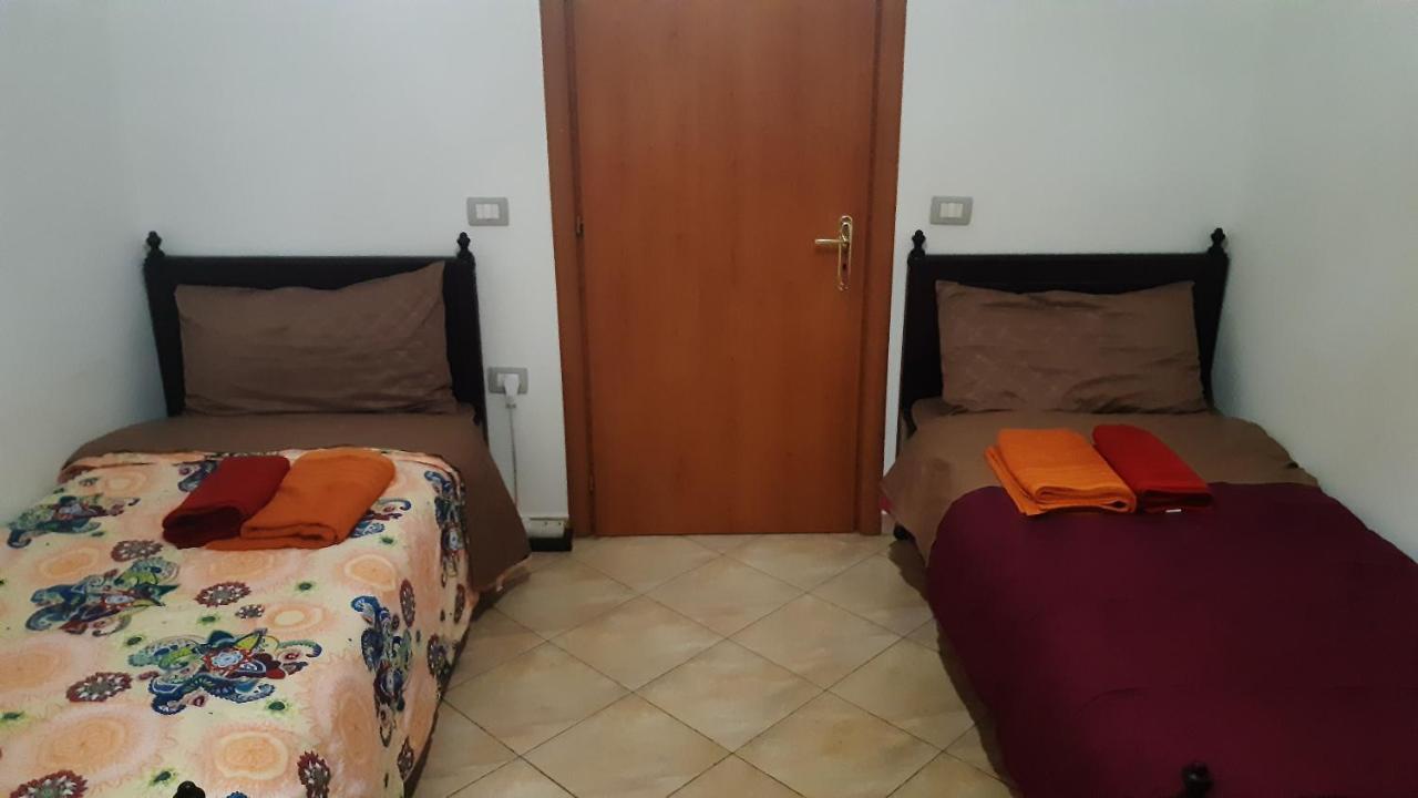 Home Sweet Home - Guest House Yzberishti Esterno foto