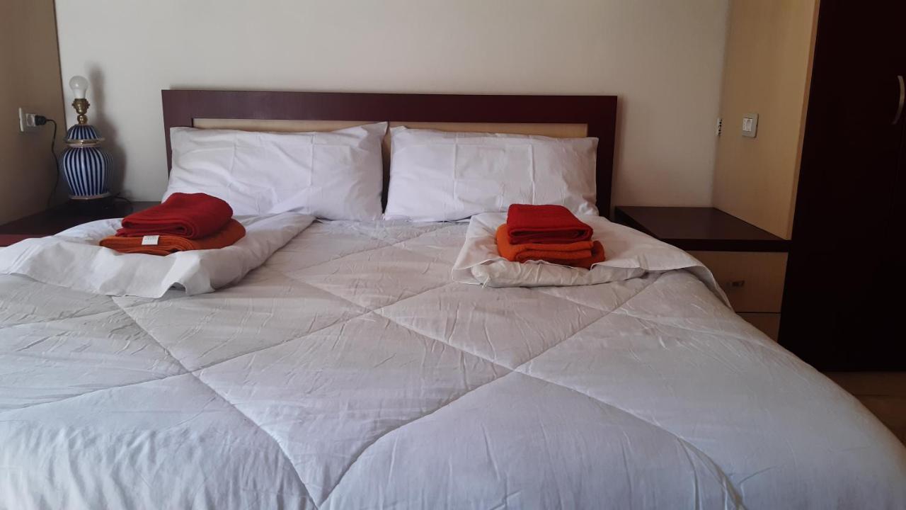 Home Sweet Home - Guest House Yzberishti Esterno foto