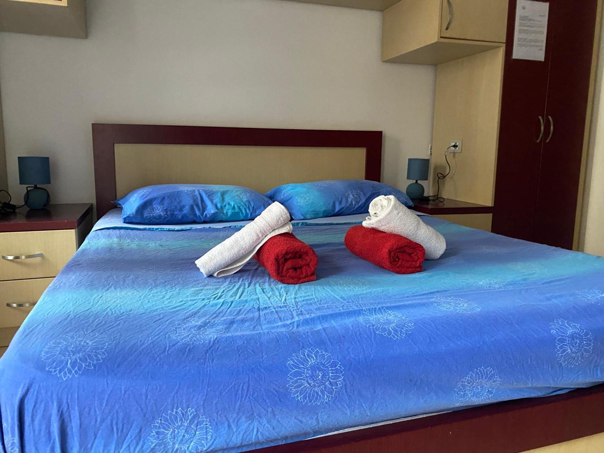 Home Sweet Home - Guest House Yzberishti Esterno foto